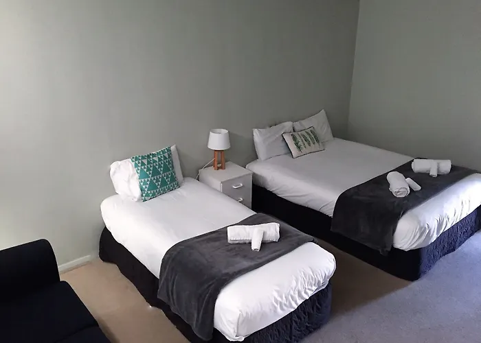 汽车旅馆 航道汽车旅馆&公寓 4*